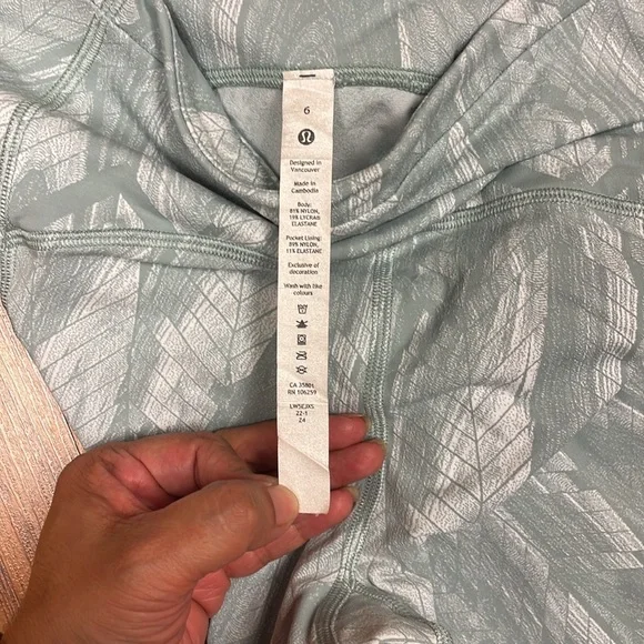 lululemon athletica sage green patterned leggings size 6 - Picture 4 of 8